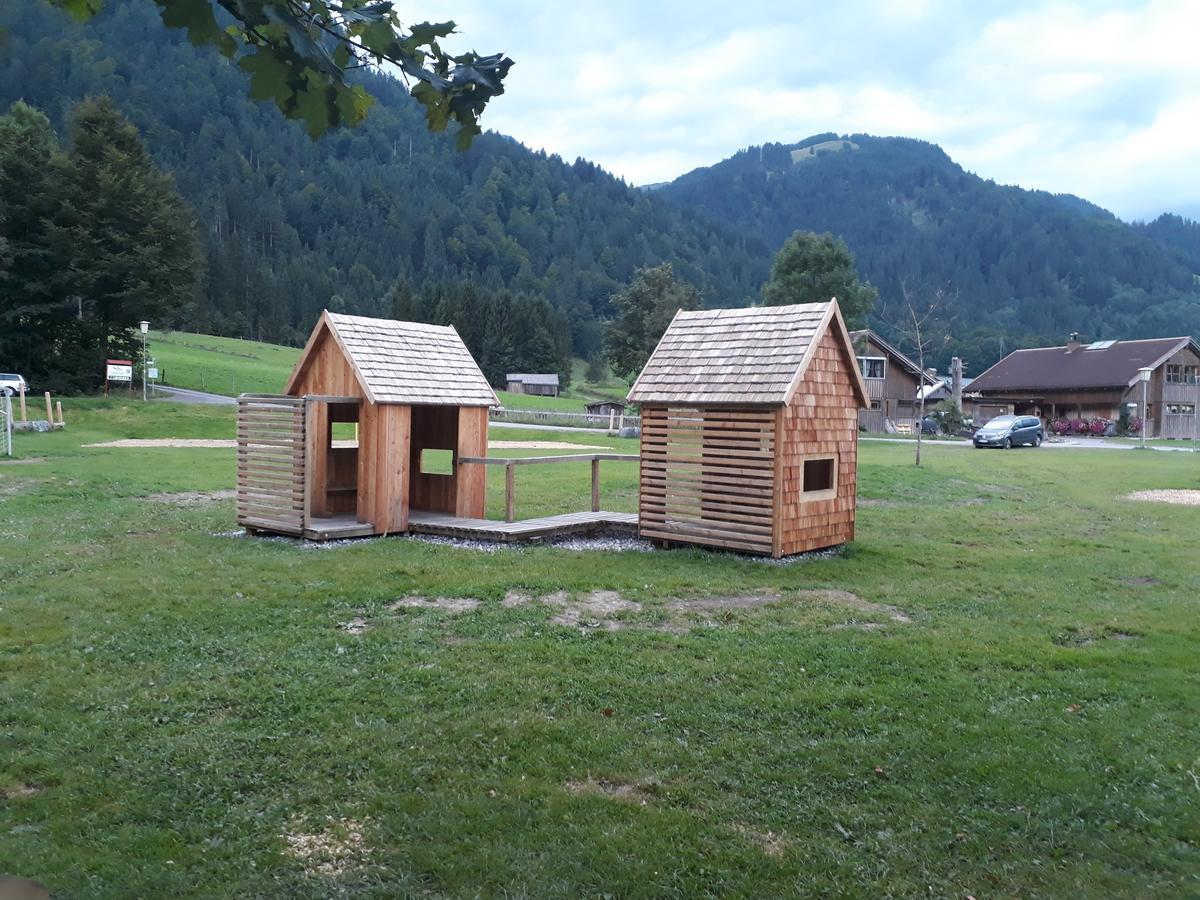 Haus Erna Schoppernau Hotel Bagian luar foto